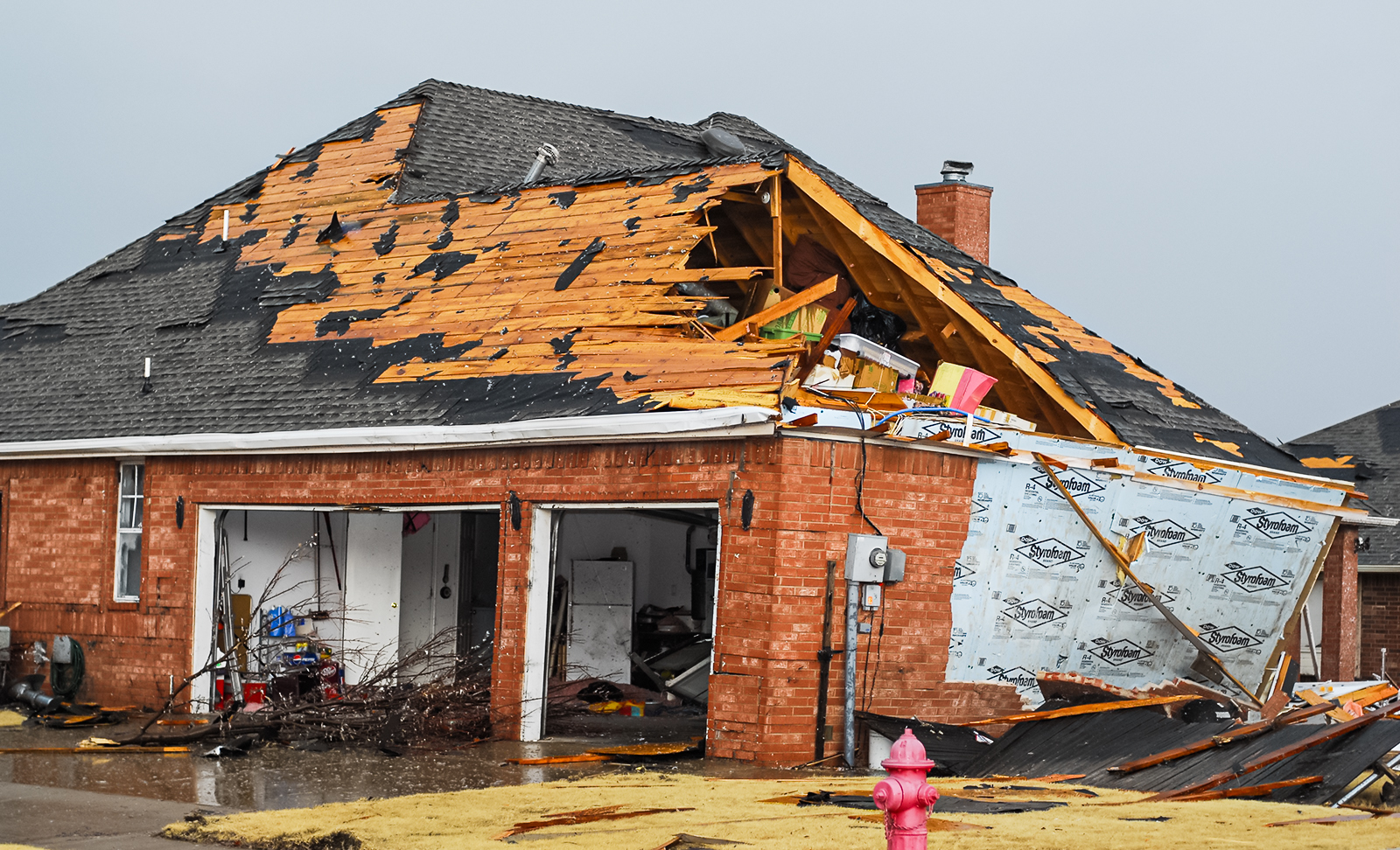 Emergency Roof Repairs and Insurance Scams